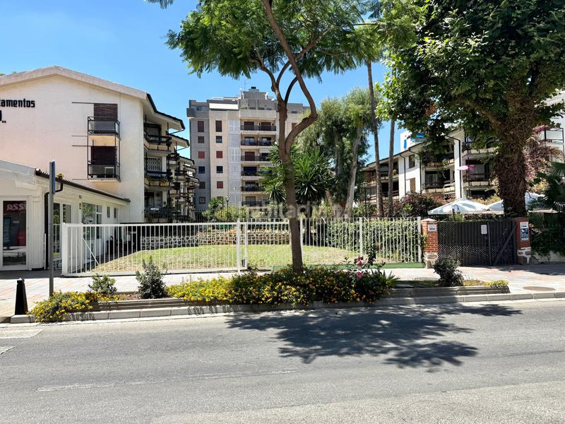 Foto b55efd51-a57f-47fc-8a39-0daca7d8a2f1. Piso en Puerto Deportivo Fuengirola