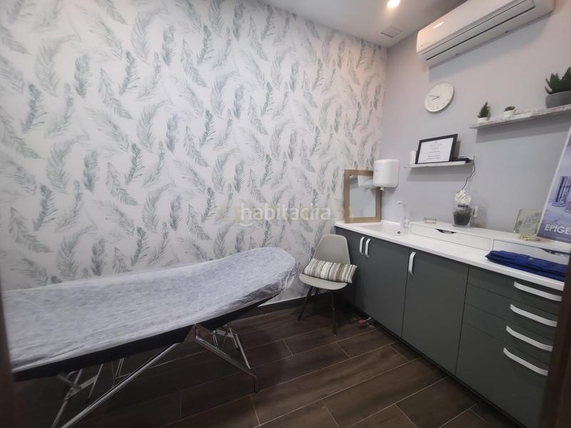 Foto eb18f9b0-9df6-49a8-bd3f-f6003cc278a8. Local comercial en Centro ciudad Fuengirola