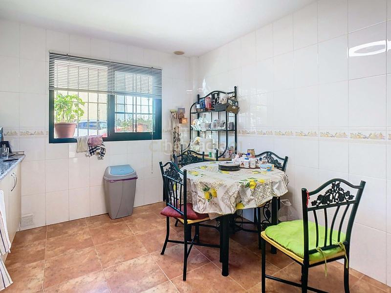 Foto 1ed1f7a9-9eb7-4409-b6ac-d496c67147b9. Casa en av. marqués del duero en Cancelada Estepona