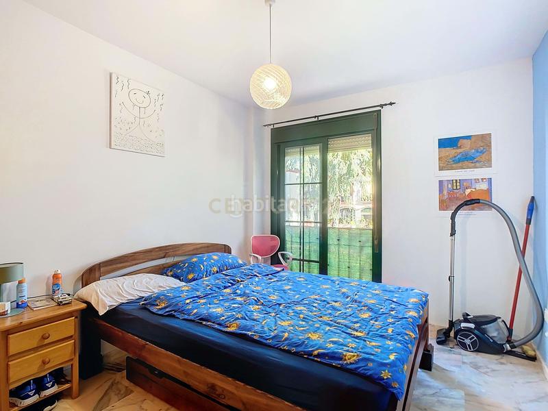 Foto 22c39899-d6b3-4688-8039-5aa8d494eddc. Casa en av. marqués del duero en Cancelada Estepona