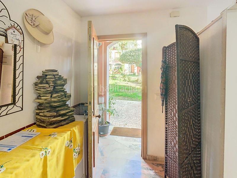 Foto 3d980dd1-fc6c-4bfb-9f9f-7abf8ebaf38a. Casa en av. marqués del duero en Cancelada Estepona