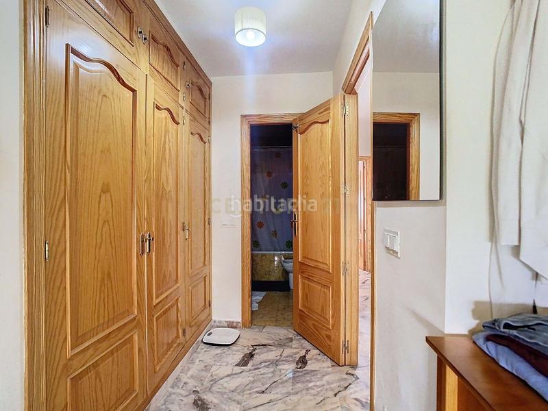 Foto d1eee6a2-a40d-483a-854e-5ff9abc51df9. Casa en av. marqués del duero en Cancelada Estepona