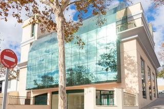 Location Local commercial  Calle pedro serrano