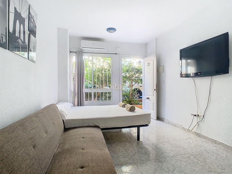 Foto 09d4fe27-3186-4352-a538-b56122c3fb58. Estudi a c. luis vives a Solymar Benalmádena