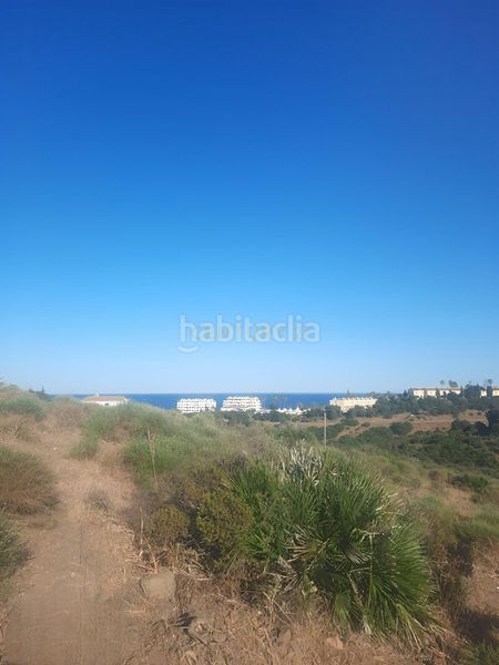 Foto e7f48b68-bdb8-4ff4-aa3f-9373fd32691d. Rural plot in calle jineta in El Faro de Calaburra - Chaparral Mijas