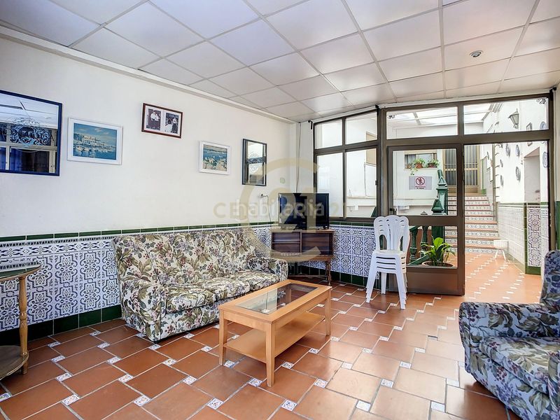 Foto 5c2f5a4a-cb6f-490d-8330-2d7b42fd470c. Building in Motril ciudad Motril