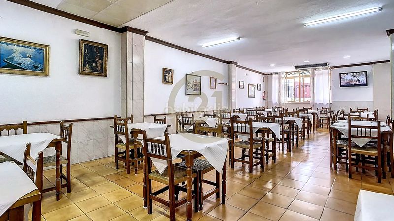 Foto e05cb513-a907-4336-9272-1b997bacb84b. Building in Motril ciudad Motril