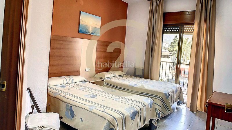 Foto f27ced22-a774-4871-a2b1-6a5c43d56b14. Building in Motril ciudad Motril