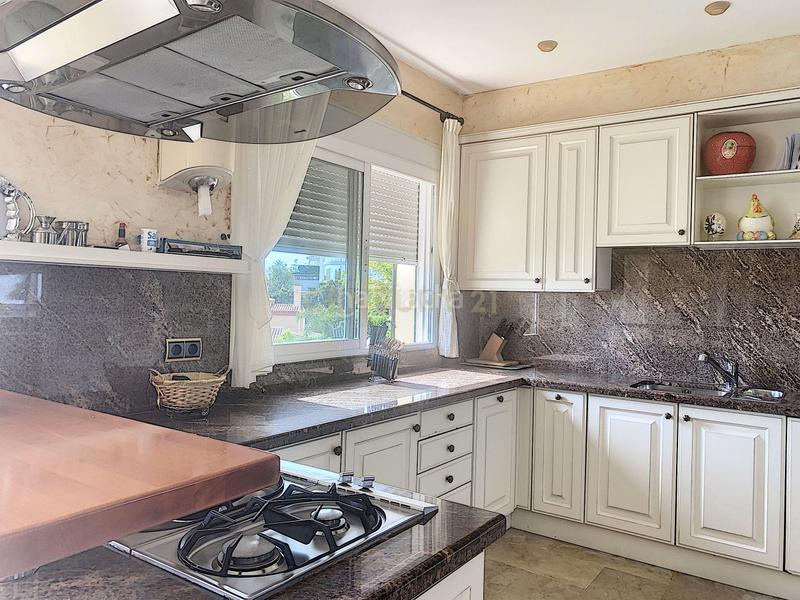 Foto 0a90f1a7-9519-4add-9e1a-115c53857789. Chalet en calle finlandia 15 villa en venta en Hacienda Torrequebrada Benalmádena