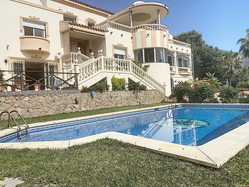 Foto 2a651448-9084-4e32-b75c-6e0d455e8ac6. Chalet en calle finlandia 15 villa en venta en Hacienda Torrequebrada Benalmádena