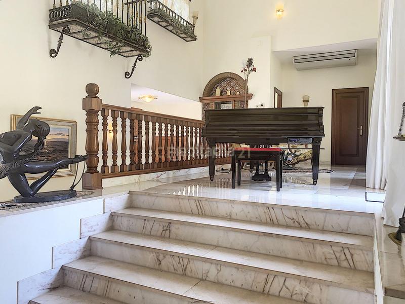 Foto 40e74520-5085-43e8-b882-9b2b09111169. Chalet en calle finlandia 15 villa en venta en Hacienda Torrequebrada Benalmádena