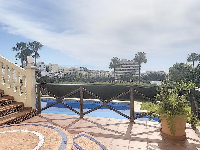 Foto 41abcc69-0b82-4da9-9b2e-de6efbfe61e9. Chalet en calle finlandia 15 villa en venta en Hacienda Torrequebrada Benalmádena