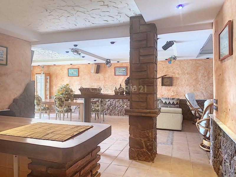 Foto 97d0ebea-1b6b-4105-a197-dc28fa803ddf. Chalet en calle finlandia 15 villa en venta en Hacienda Torrequebrada Benalmádena