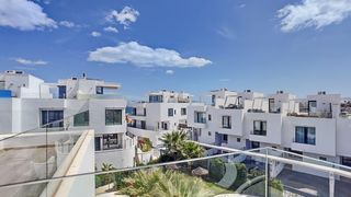 Reihenhaus in Encinas  7. Casa en urbanización oak 47