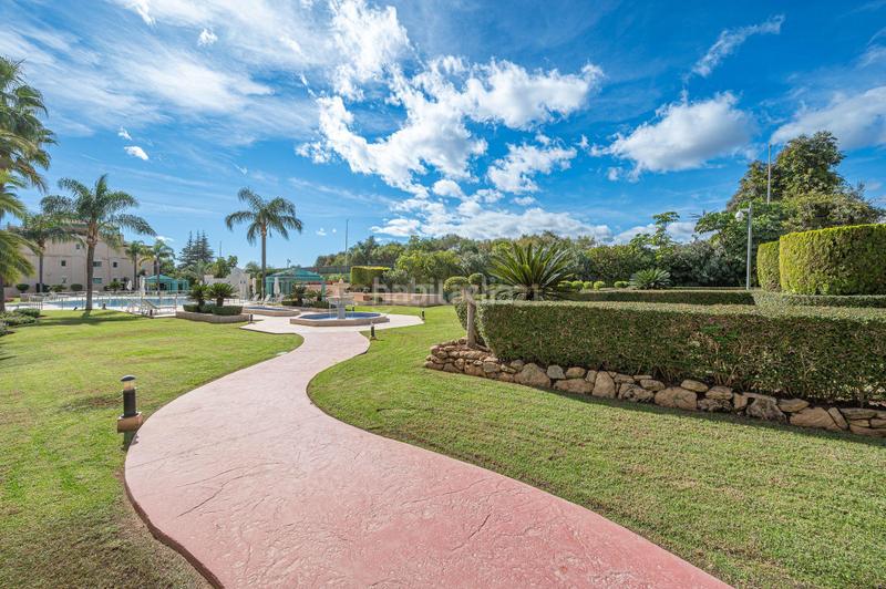 Foto aaf528a5-3dbc-4c25-9f36-95d5cfeedd68. Lloguer apartament a urbanización lomas de sierra blanca a a Marbella