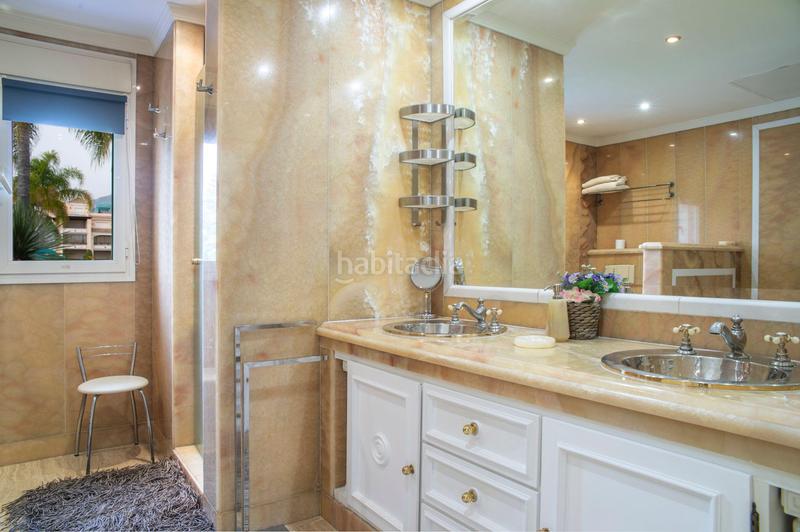 Foto b5c8ed36-852e-4a7e-b3dc-9ae2f1d742ff. Lloguer apartament a urbanización lomas de sierra blanca a a Marbella