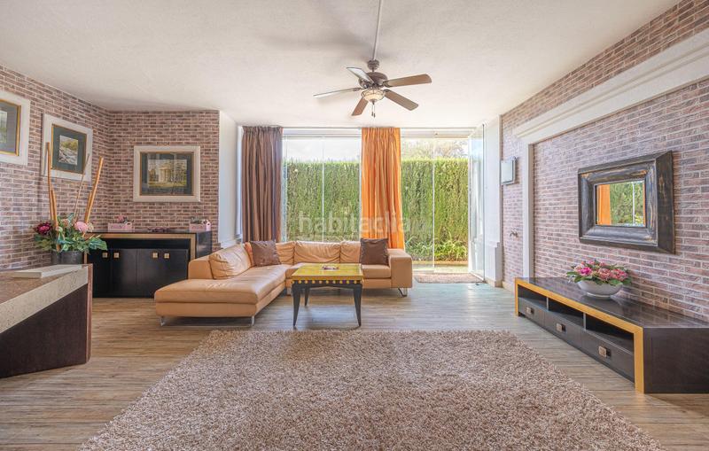 Foto 8f67f624-50cc-45e6-900c-0136d1bc5f64. Location appartement dans urbanización lomas de sierra blanca a dans Marbella