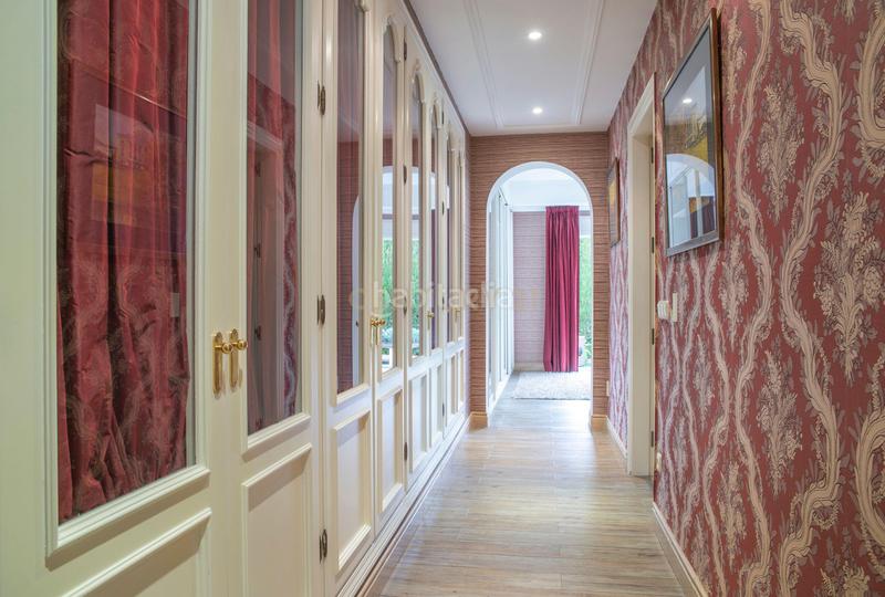 Foto cecdae28-6f12-45e0-bb75-f0b325b7cd11. Location appartement dans urbanización lomas de sierra blanca a dans Marbella