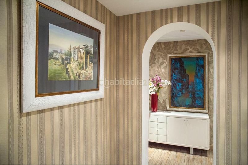 Foto 273a7d45-beaa-4154-aa89-bf7a856b02be. Miete appartement in urbanización lomas de sierra blanca a in Marbella