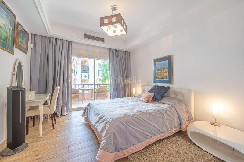 Foto eb4b28c4-4ad9-49f5-b5a8-62ebe04898c1. Miete appartement in urbanización lomas de sierra blanca a in Marbella