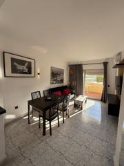 Rent Apartment in Benalmádena. En alquiler  apartamento con habitacion en benalbeach corta temp