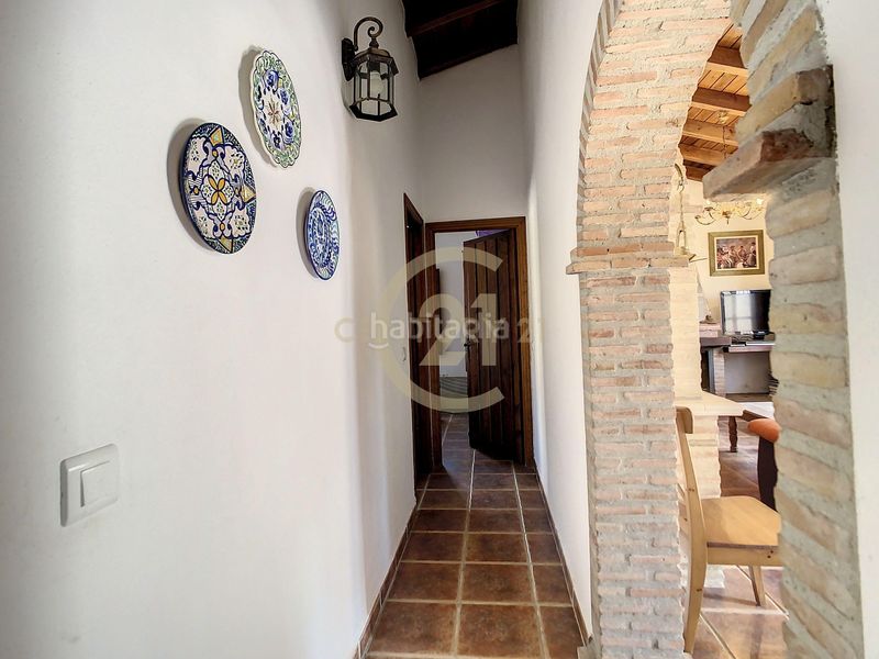 Foto f112ba1c-bee1-4146-bac0-f2780f284a59. Casa a Álora