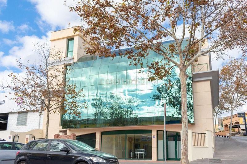 Foto 39807915-a133-4443-9bc0-1ba9feddb54f. Lloguer local comercial a calle pedro serrano 12 a Benalmádena