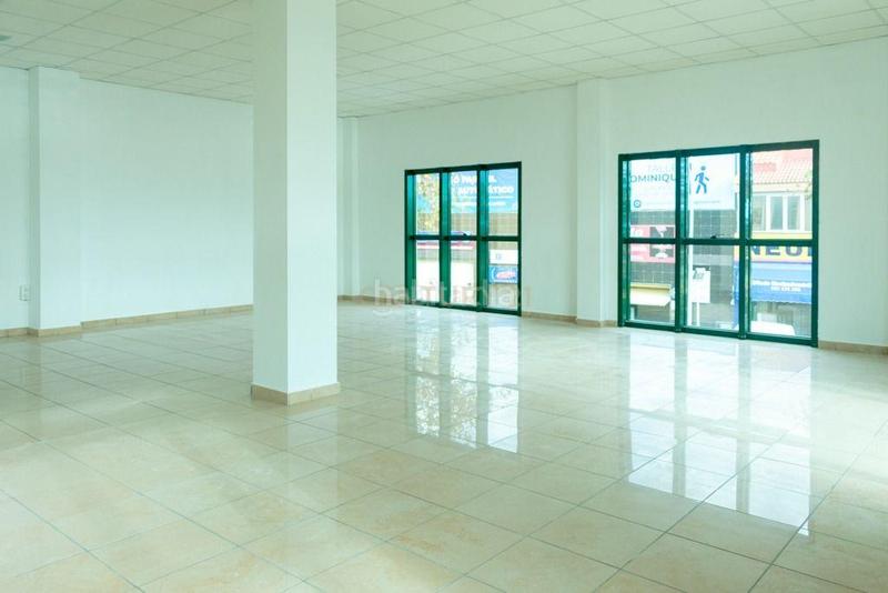 Foto 7820f4b6-c87c-47fd-ba54-5534ecd6cccb. Lloguer local comercial a calle pedro serrano 12 a Benalmádena