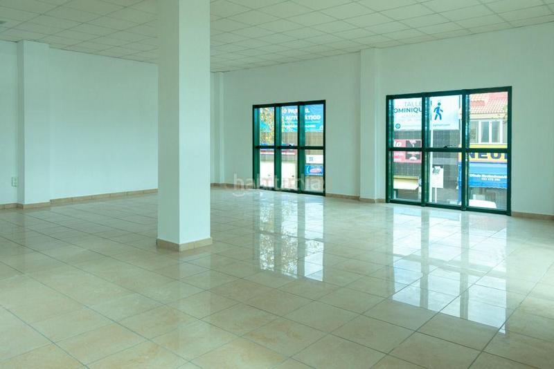 Foto abbc360c-748d-4fa6-849c-2dcaee754cfe. Location local commercial dans calle pedro serrano 12 dans Benalmádena