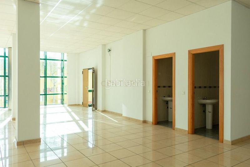 Foto 13407789-2848-45af-8a73-56d0cf5e987e. Miete geschäftsraum in calle pedro serrano 12 in Arroyo de la Miel Benalmádena