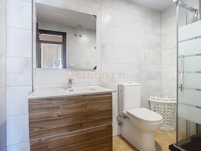 Foto c07a5901-6763-4ed2-9e18-8677f8855118. Apartament a avenida las palmeras a Parque de la Paloma Benalmádena
