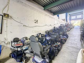 Oficina en Calle vicente blanch picot 19. Oportunidad unica en la costa del sol! venta de negocio con más