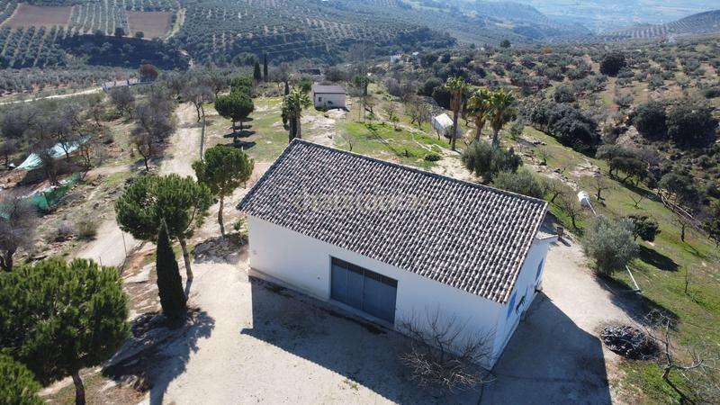 Foto 5b773271-5b78-43fc-9a58-412c2c3b7224. Casa in los arenales 25 in Loja