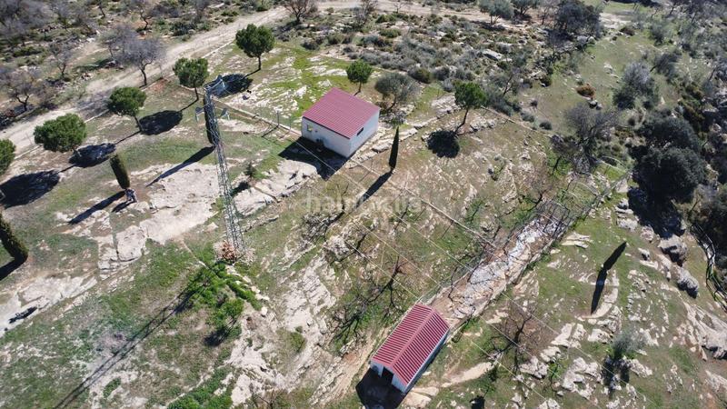 Foto f75f85cd-7cd0-49fe-98a5-39e8fbc61ce1. Casa in los arenales 25 in Loja