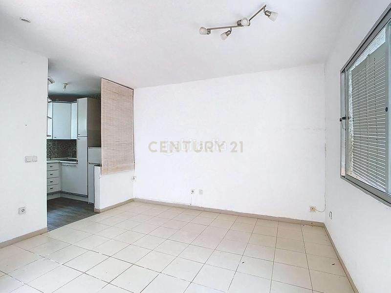 Foto a481f143-6947-47b4-b25b-6a62fe17b2aa. Piccolo appartamento in cr castell (carril) 24malaga (Málaga) in Málaga