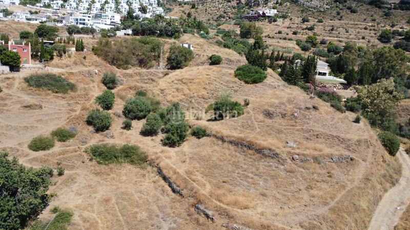 Foto 3e1a31c1-1fd9-4f19-afc8-68dfbbab7369. Fondo rustico in camino del piojo in La Capellanía - El Higuerón Benalmádena