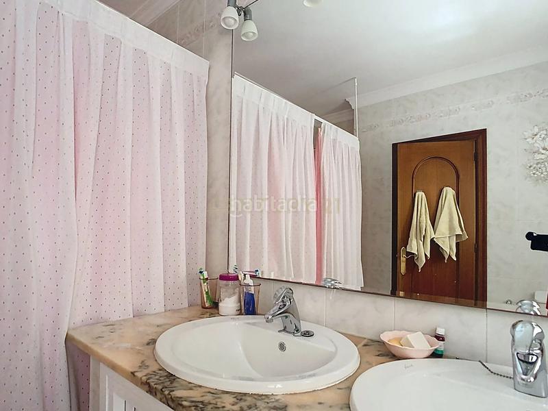 Foto 3e366e10-63e5-4d4a-aac7-4ec7fe83d3a7. Casa a calle limonero a Arroyo de la Miel Benalmádena