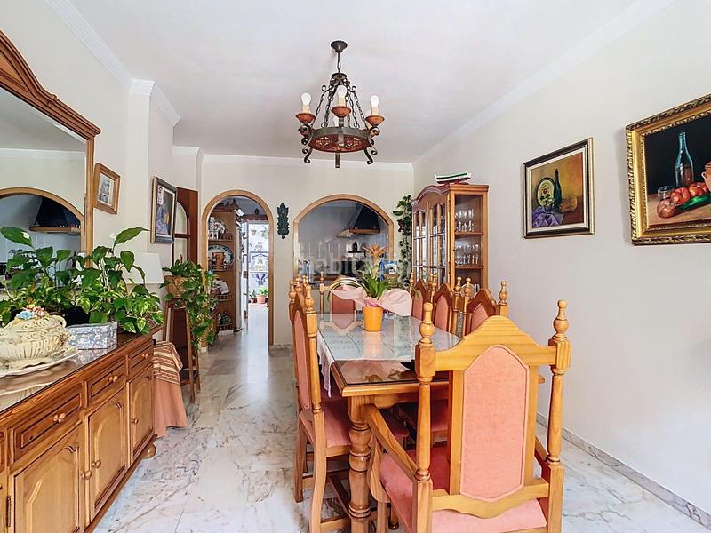 Foto 66a0aa60-c385-4a44-a998-e27c8bc0baab. Casa a calle limonero a Arroyo de la Miel Benalmádena