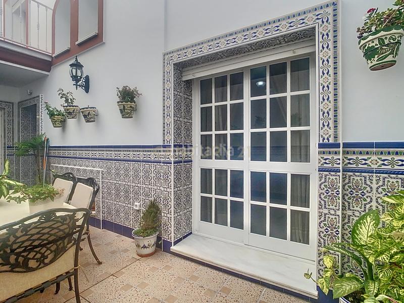 Foto 9fc1ab19-07f8-41e2-baae-c0810e802fab. Casa a calle limonero a Arroyo de la Miel Benalmádena