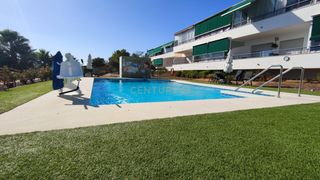 Etagenwohnung in C. lagarillo, 25, puerto de la torre, 29190 málaga, spain. Cohousing para mayoresapartamento increíble málaga