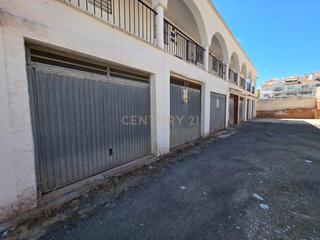 Aparcament cotxe a Lugar urbanizacion la ponderosa, 30b, 29649, málaga, spain. Se vende plaza de parking urbanización la ponderosa, fuengrola