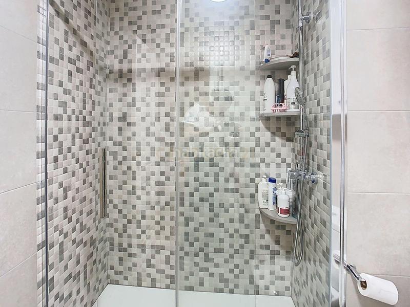 Foto 088cad68-c971-4c1b-b22e-f48c8be41fcf. Apartamento en avenida de europa 3 piso en venta en Benalmádena