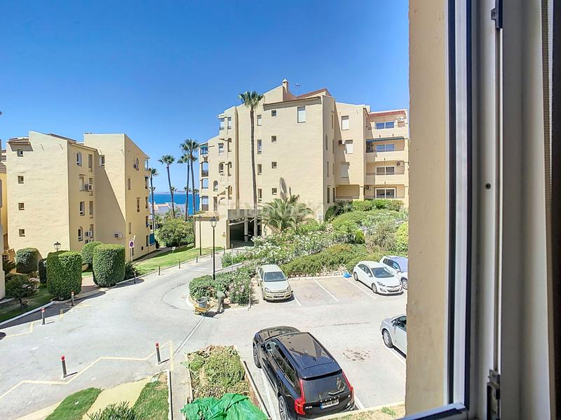 Foto 76deef82-e8bf-43e0-b976-cd6007b508ee. Apartamento en avenida de europa 3 piso en venta en Benalmádena