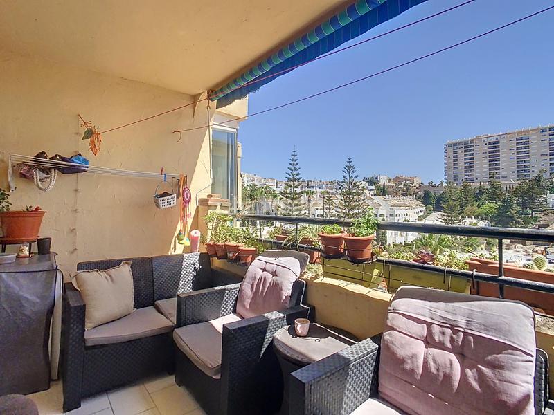 Foto 8a552446-2544-4522-a1ef-3d8296fc7fd0. Apartamento en avenida de europa 3 piso en venta en Benalmádena