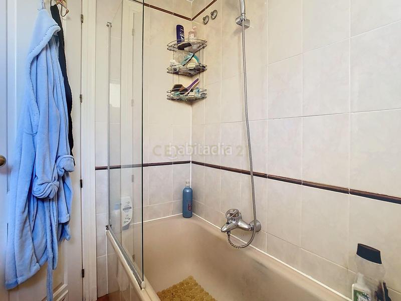Foto ddd8e9f7-69f1-4c5e-b838-c80b1faae742. Apartamento en avenida de europa 3 piso en venta en Benalmádena
