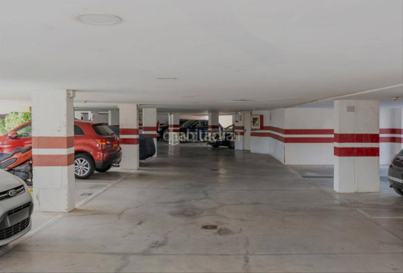 Foto 84faccf7-b691-4110-bac3-2c98a215a352. Parking voiture dans cl pensamiento 54 2¬ faseFuengirola (málaga) dans Fuengirola