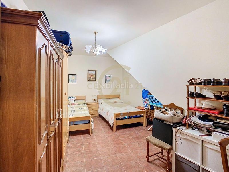 Foto 2697b27b-2ce1-4788-873d-be3ceab0c3c4. Maison dans fuente nueva 28 dans Burgo (El)