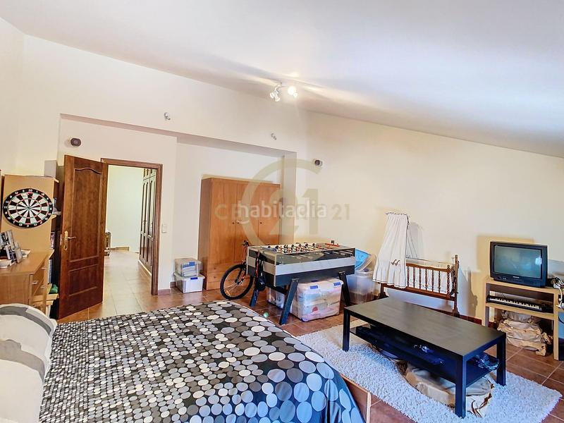 Foto 3cfca6b0-834e-460a-a1a0-381b1edebb08. Maison dans fuente nueva 28 dans Burgo (El)