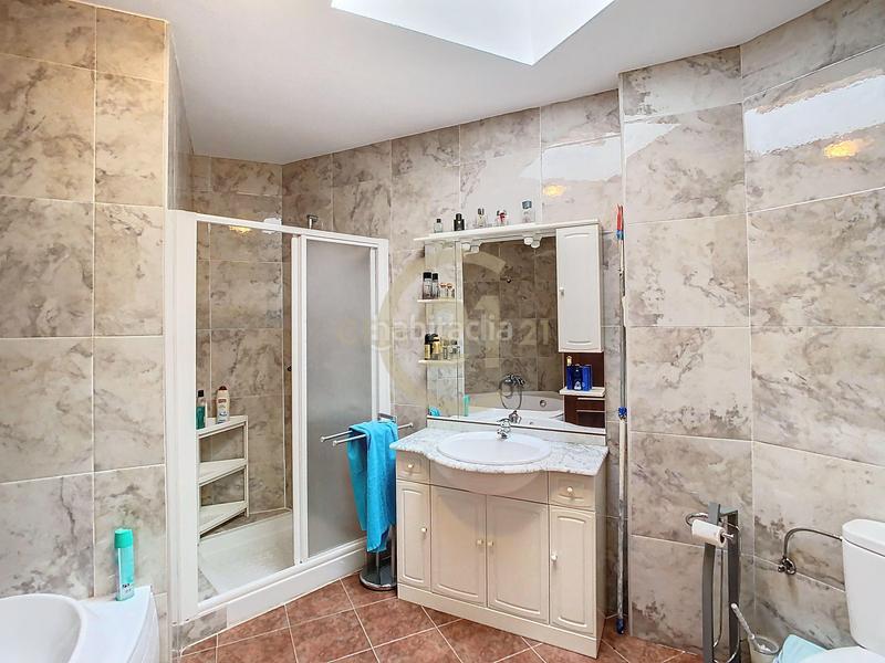 Foto f45cdfdf-bb21-415d-b921-fce855cdd21c. Maison dans fuente nueva 28 dans Burgo (El)