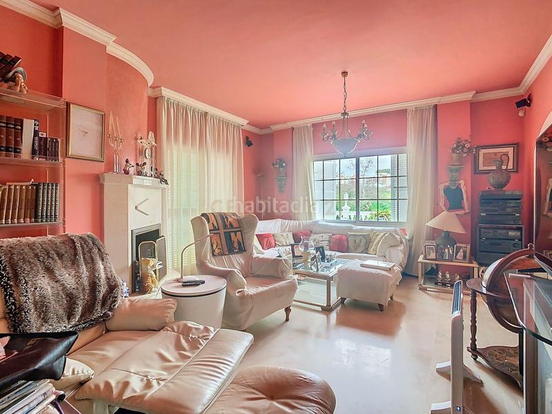 Foto 20e0c764-252a-4715-b548-129a38a1ff98. Chalet dans avenida del cantábrico 9 dans Arroyo de la Miel Benalmádena